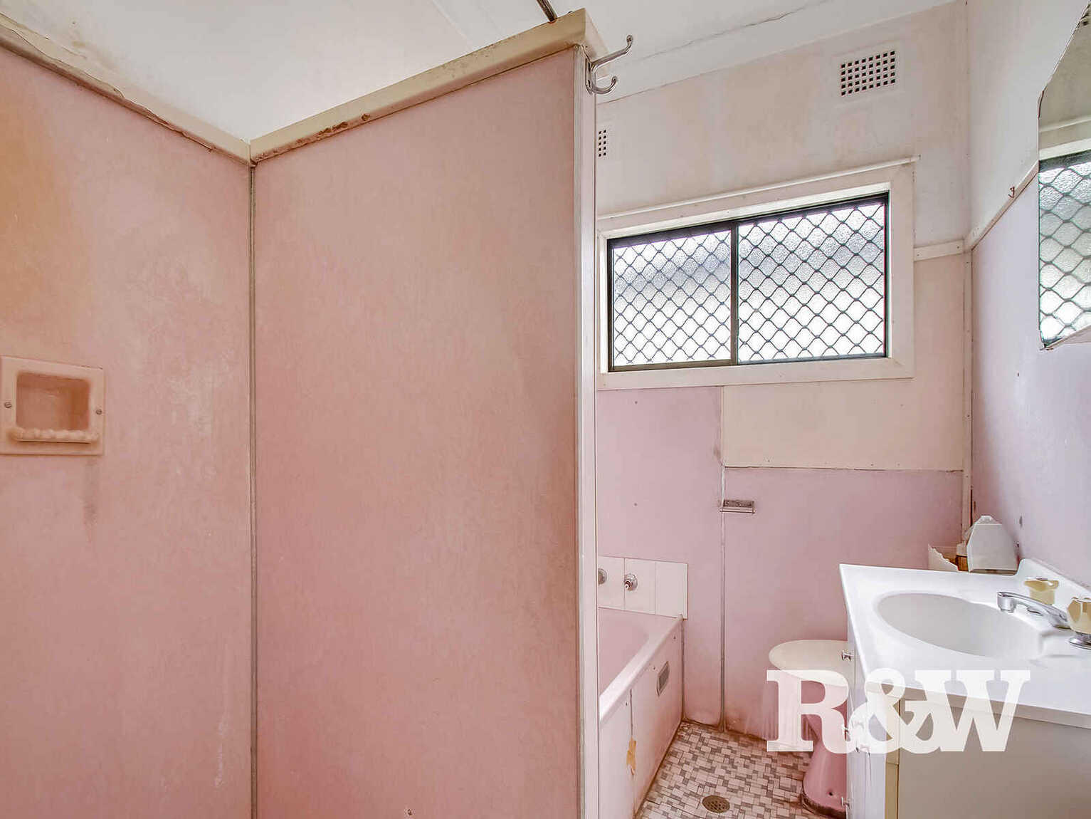 28 Cooinda Street Colyton 28 Cooinda Street Colyton