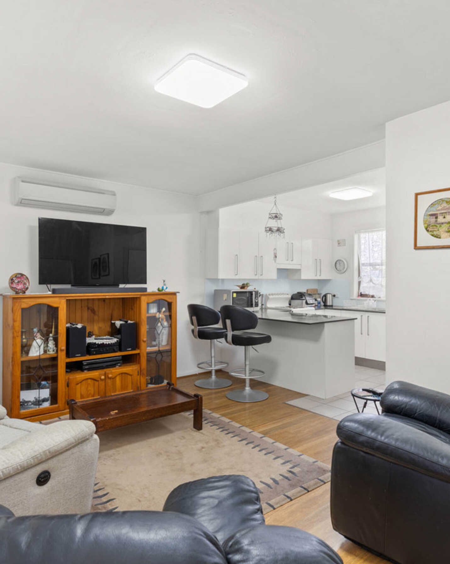 5 Maxwell Avenue Belmont North, North - Thumbnail 2
