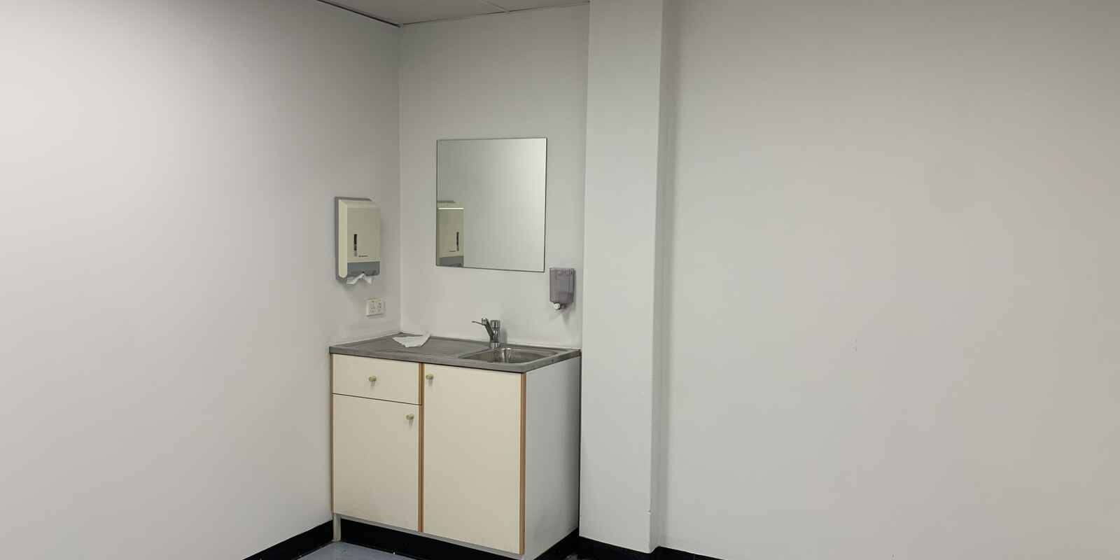 23-25-27 Botany Road Waterloo