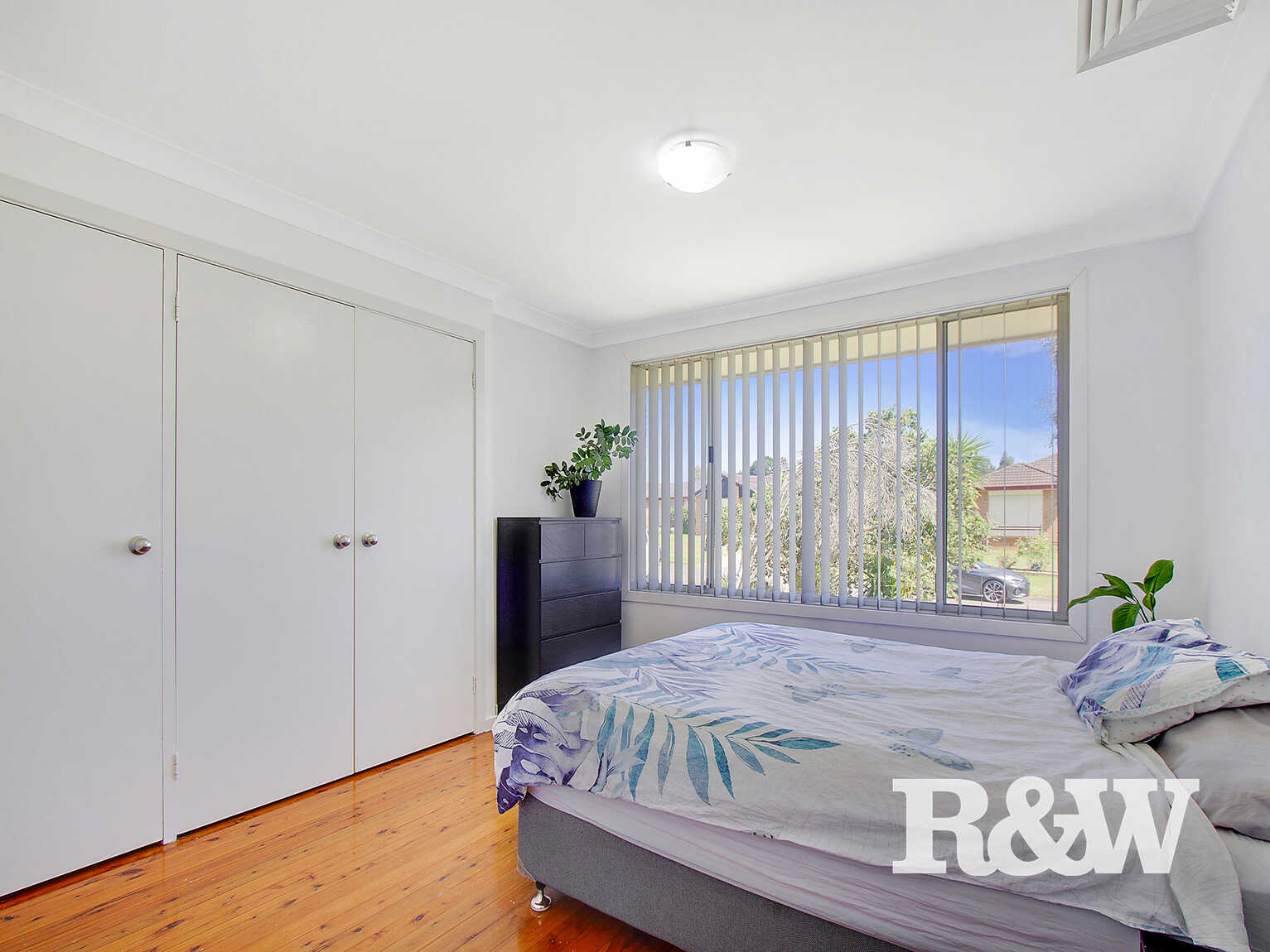 37 Windrush Circuit St Clair