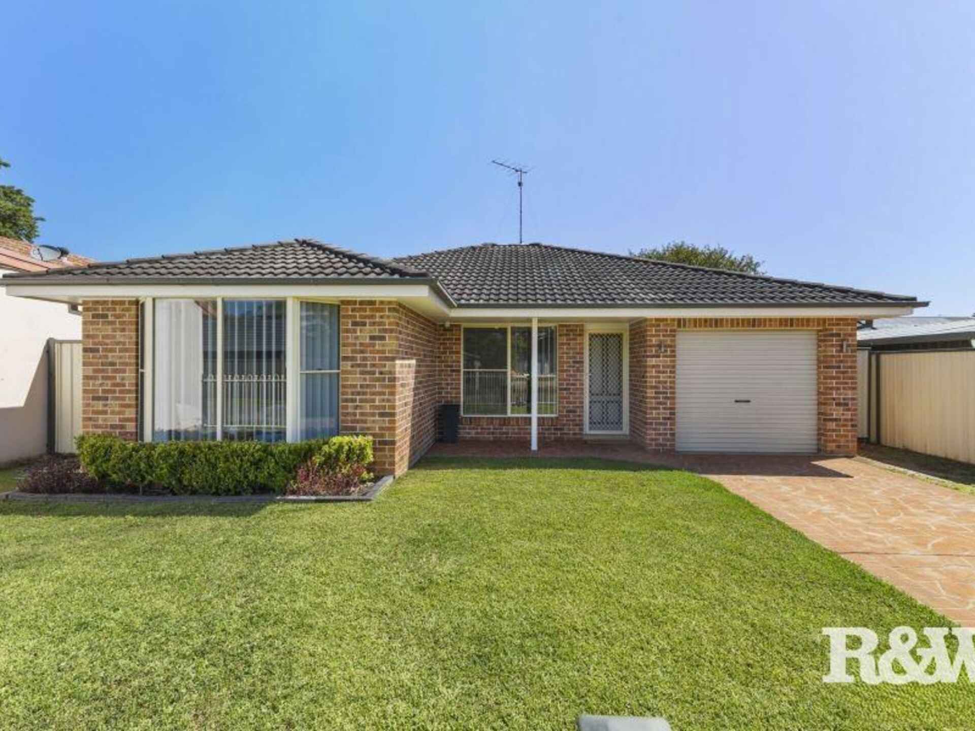 2 Mortimer Street Emu Plains