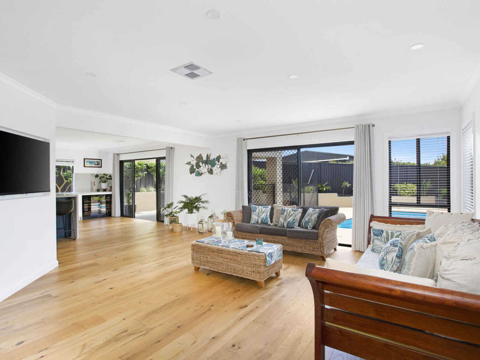 37 Bemboka Crescent Glenning Valley 37 Bemboka Crescent Glenning Valley