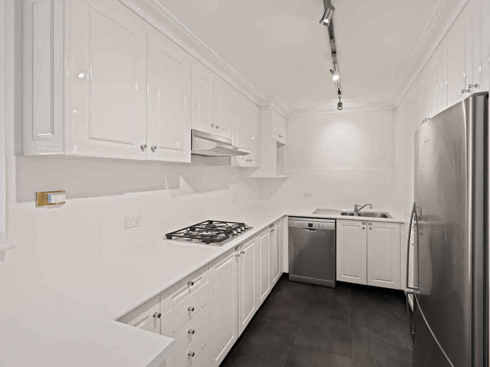 4H/164  Burwood Road Concord
