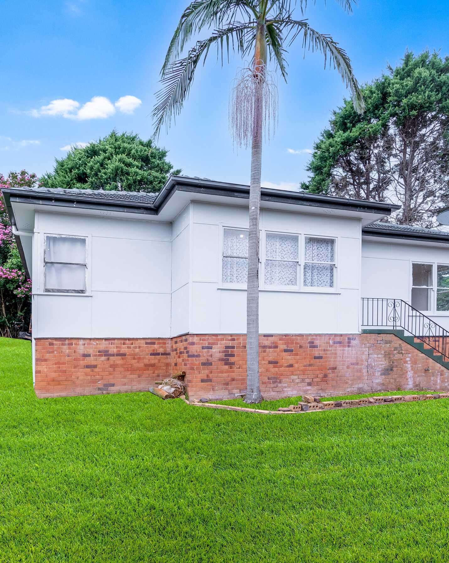 29 Saint Johns Road Campbelltown, Campbelltown - Thumbnail 2
