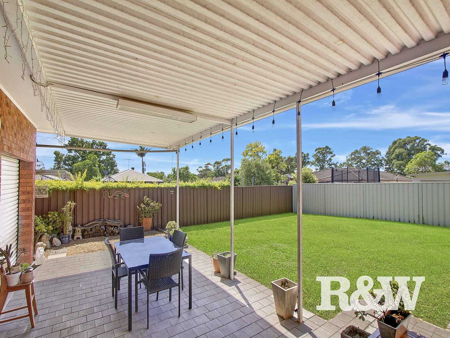 37 Windrush Circuit St Clair 37 Windrush Circuit St Clair
