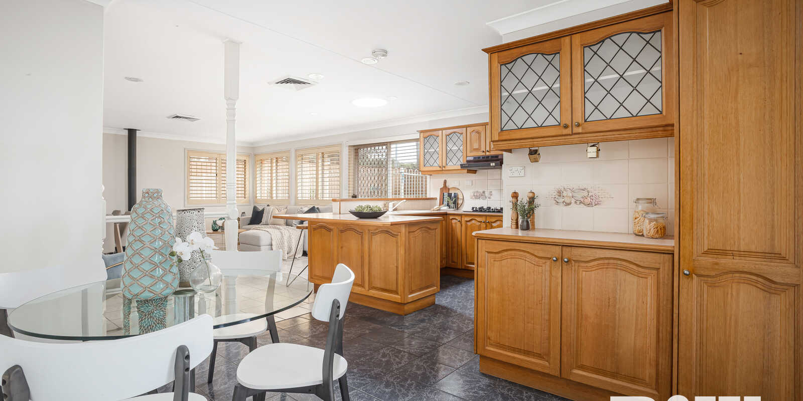 9 Pam Green Place Doonside 9 Pam Green Place Doonside