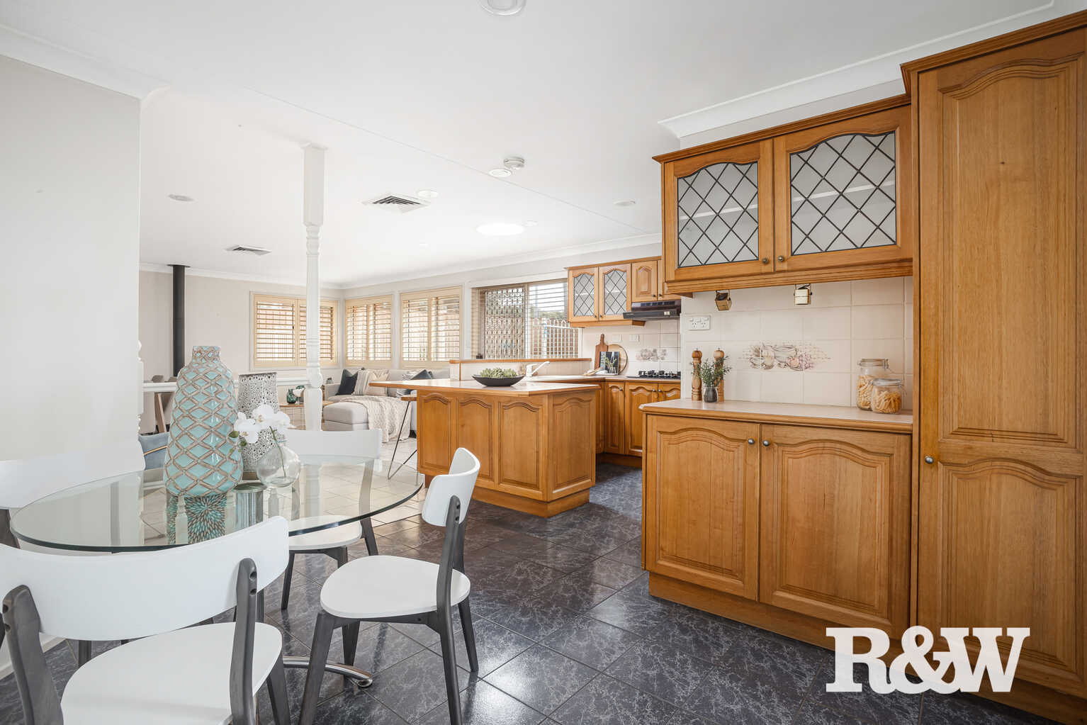 9 Pam Green Place Doonside 9 Pam Green Place Doonside