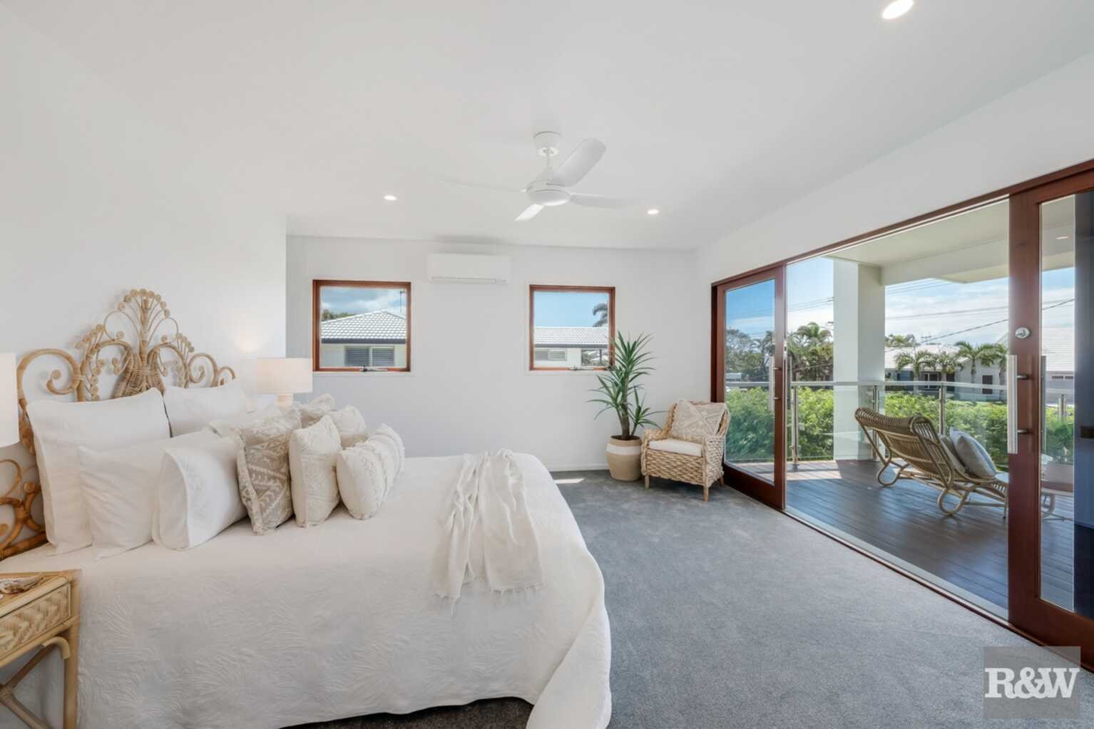 96 Woongarra Scenic Drive Bargara 96 Woongarra Scenic Drive Bargara