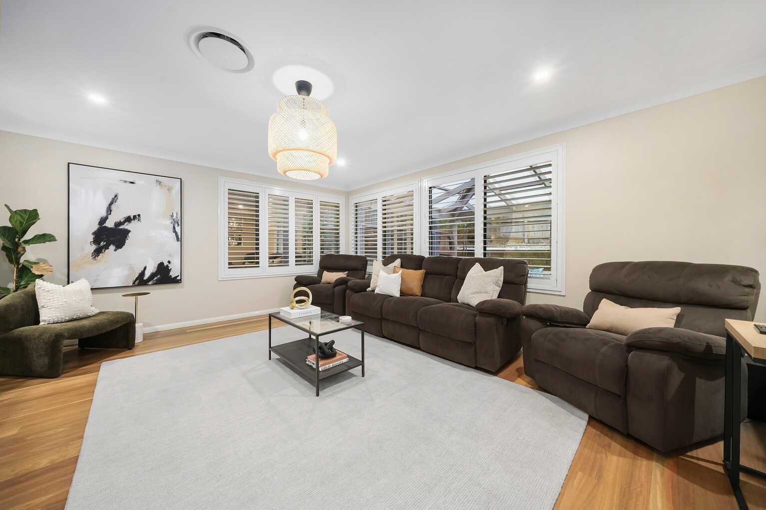 19 Strathwallen Close Macquarie Links 19 Strathwallen Close Macquarie Links