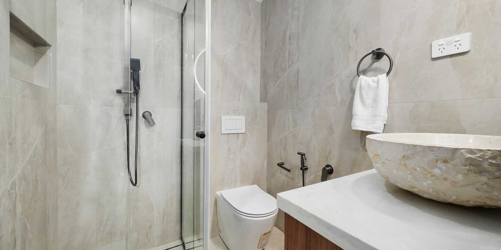 19 Strathwallen Close Macquarie Links 19 Strathwallen Close Macquarie Links