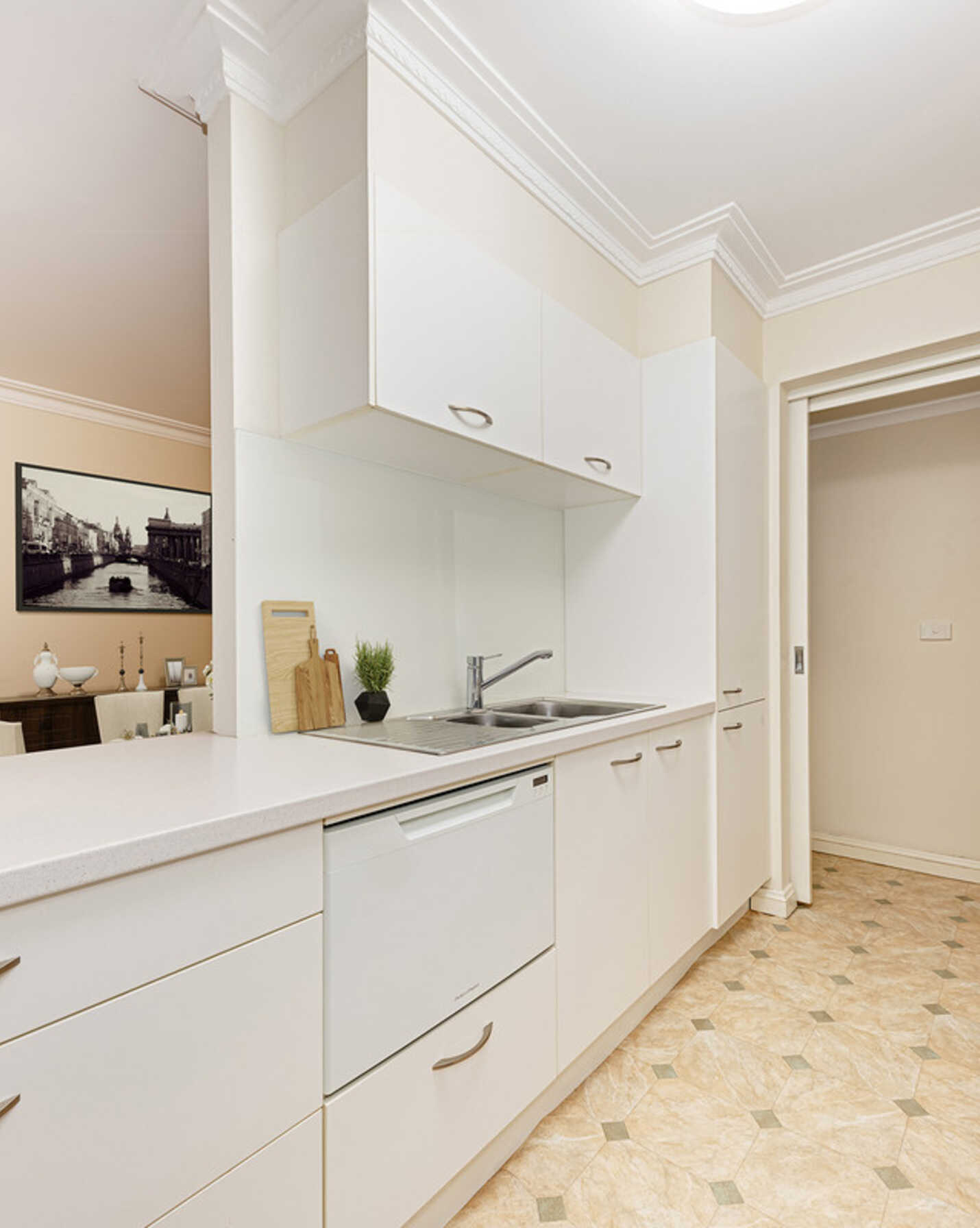 Windsor Gardens 38/244 Mowbray Road Chatswood, Chatswood - Thumbnail 2
