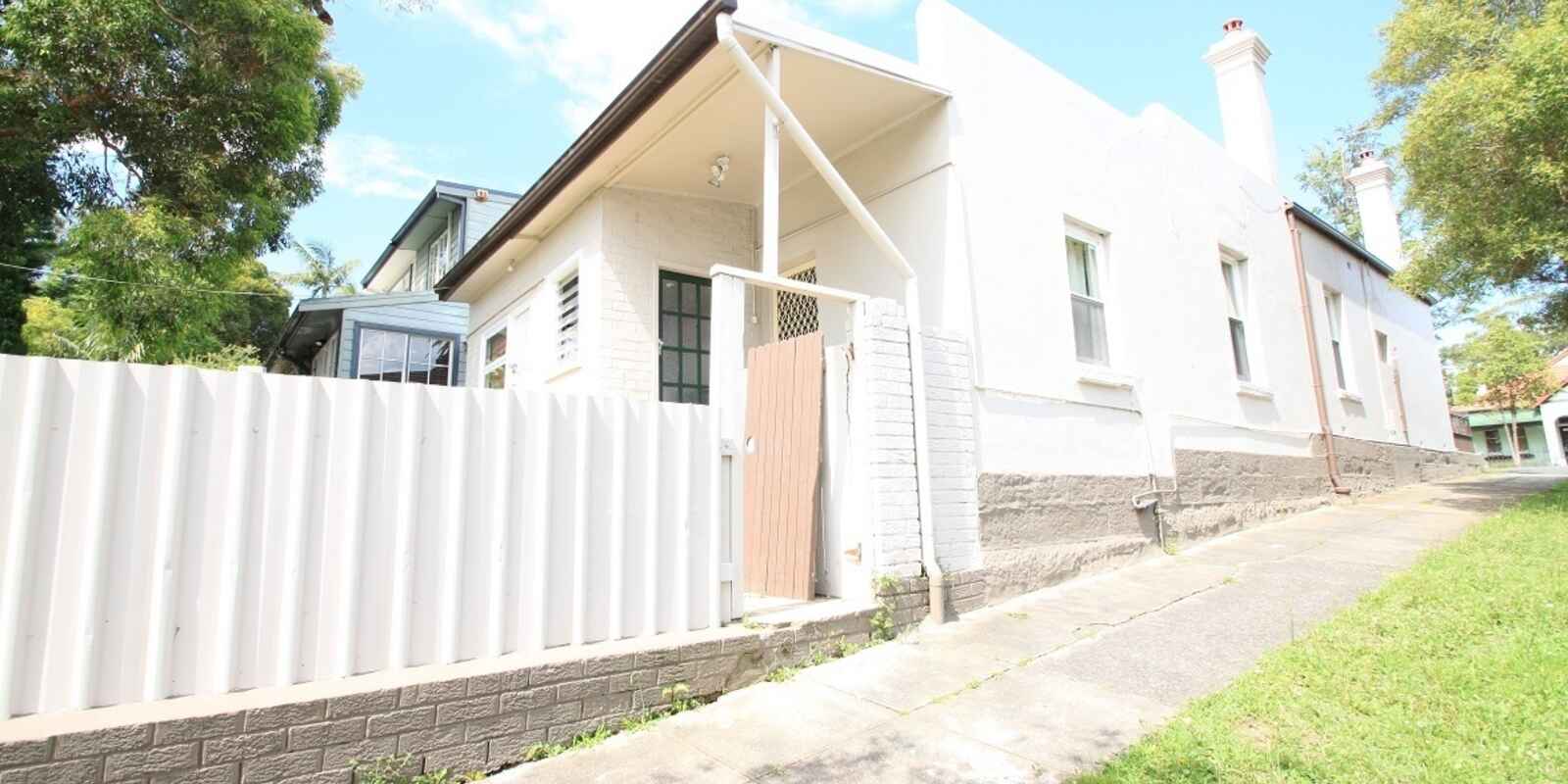 2/320 Annandale Street Annandale