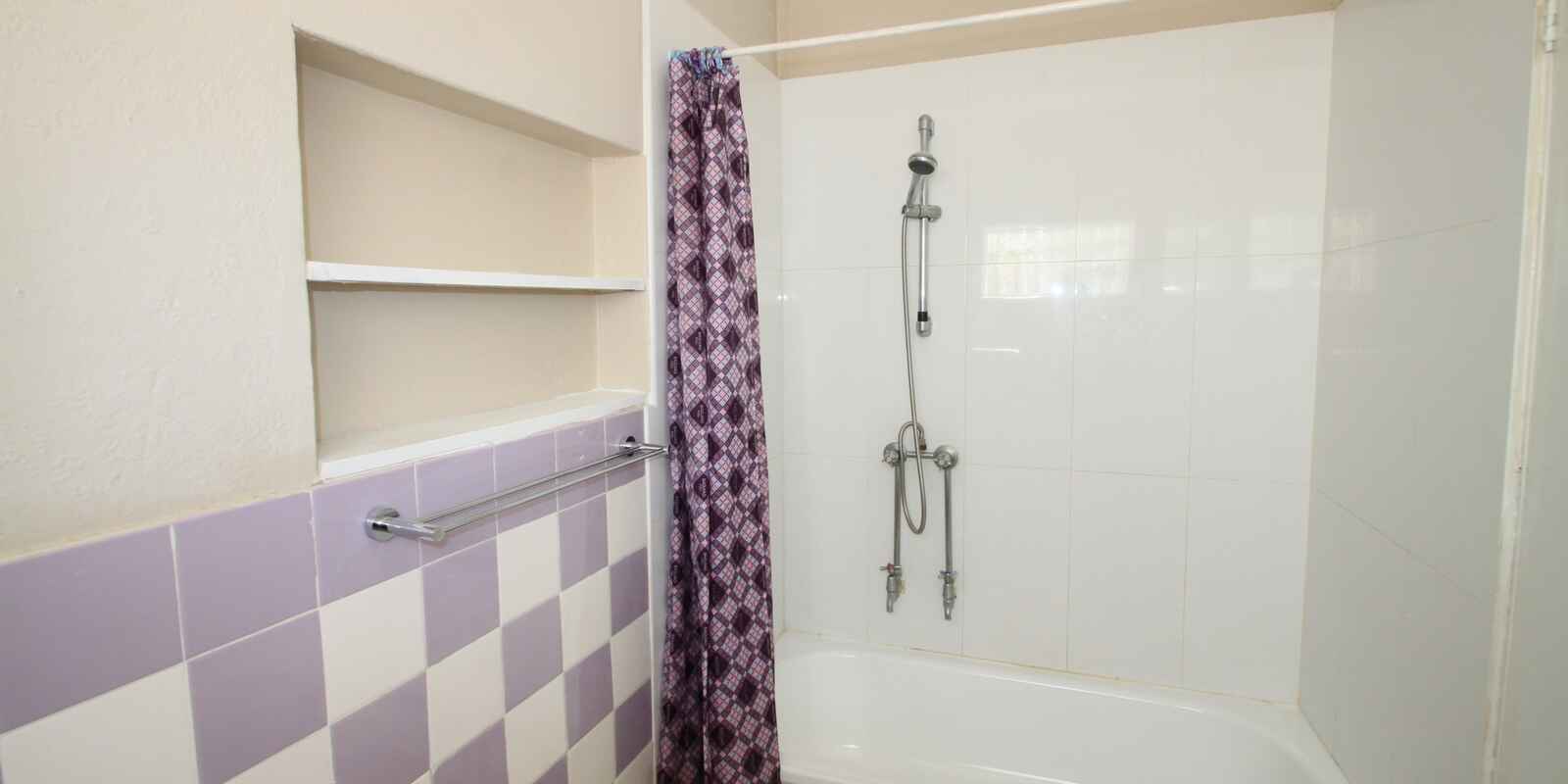 2/320 Annandale Street Annandale