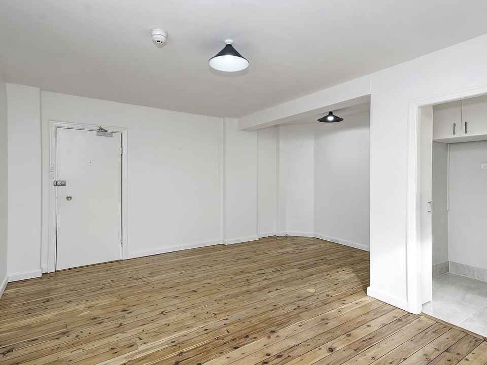 15/4 Macleay Street Potts Point