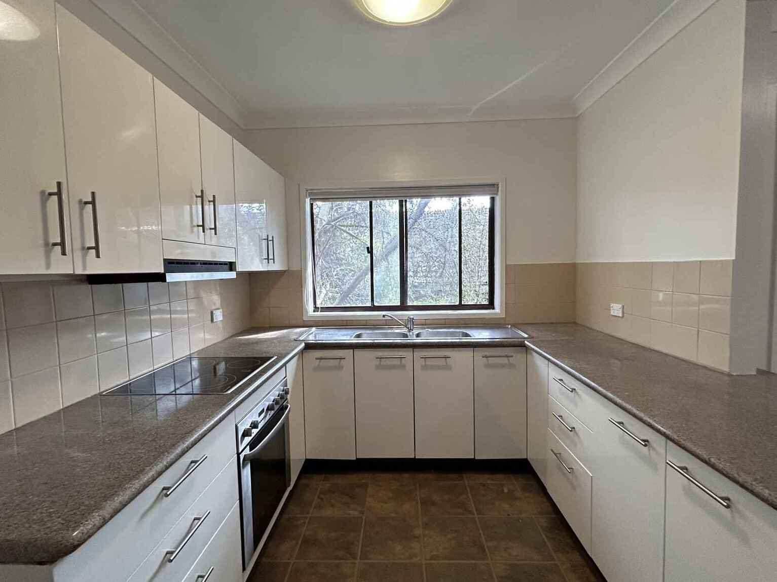 8/90-92 Wardell Road Earlwood