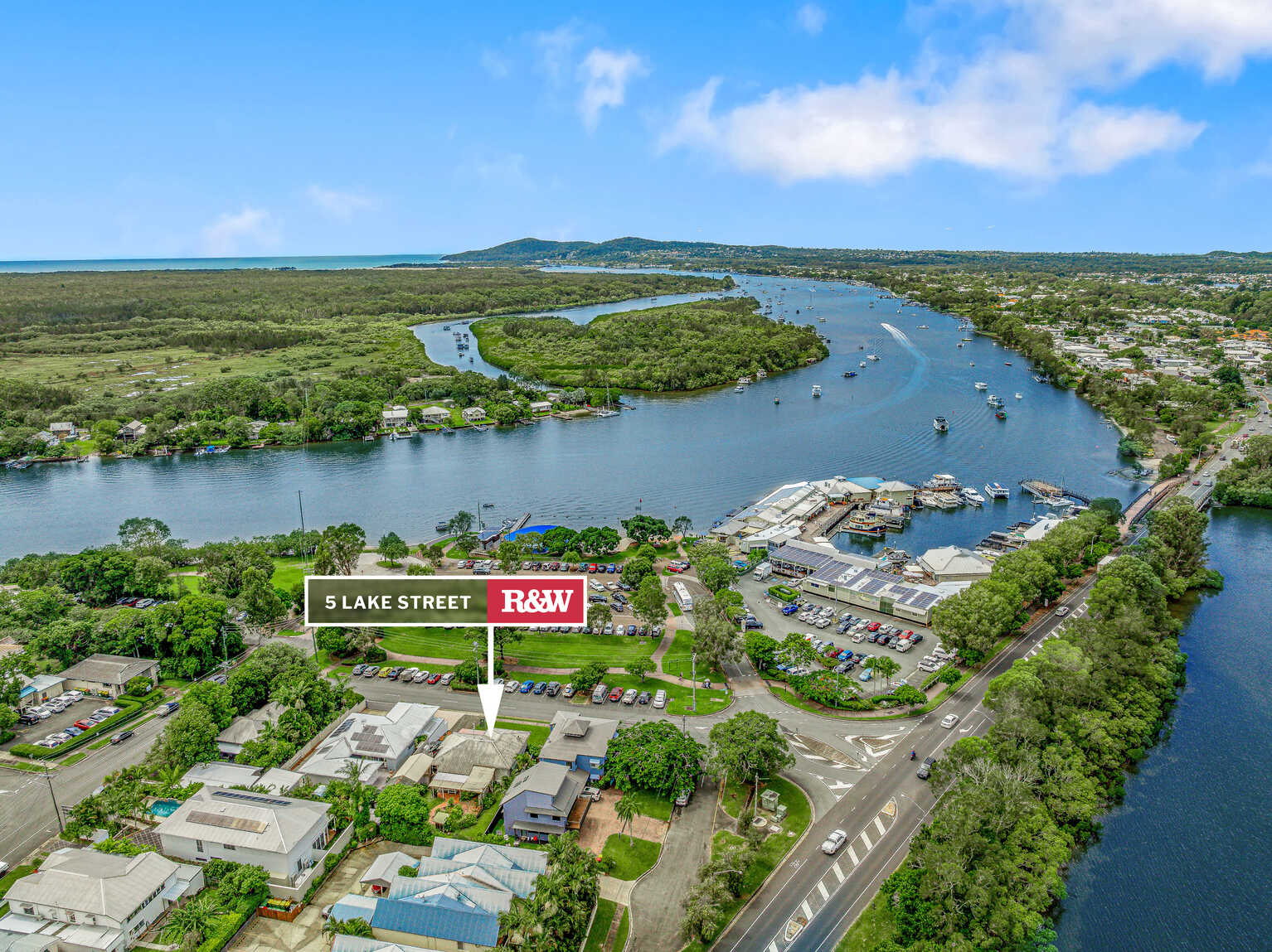 5 Lake Street Tewantin
