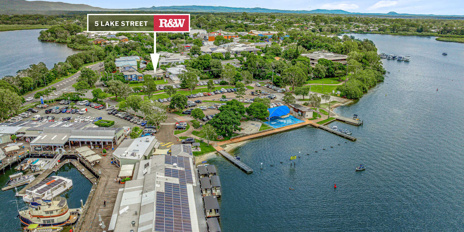 5 Lake Street Tewantin