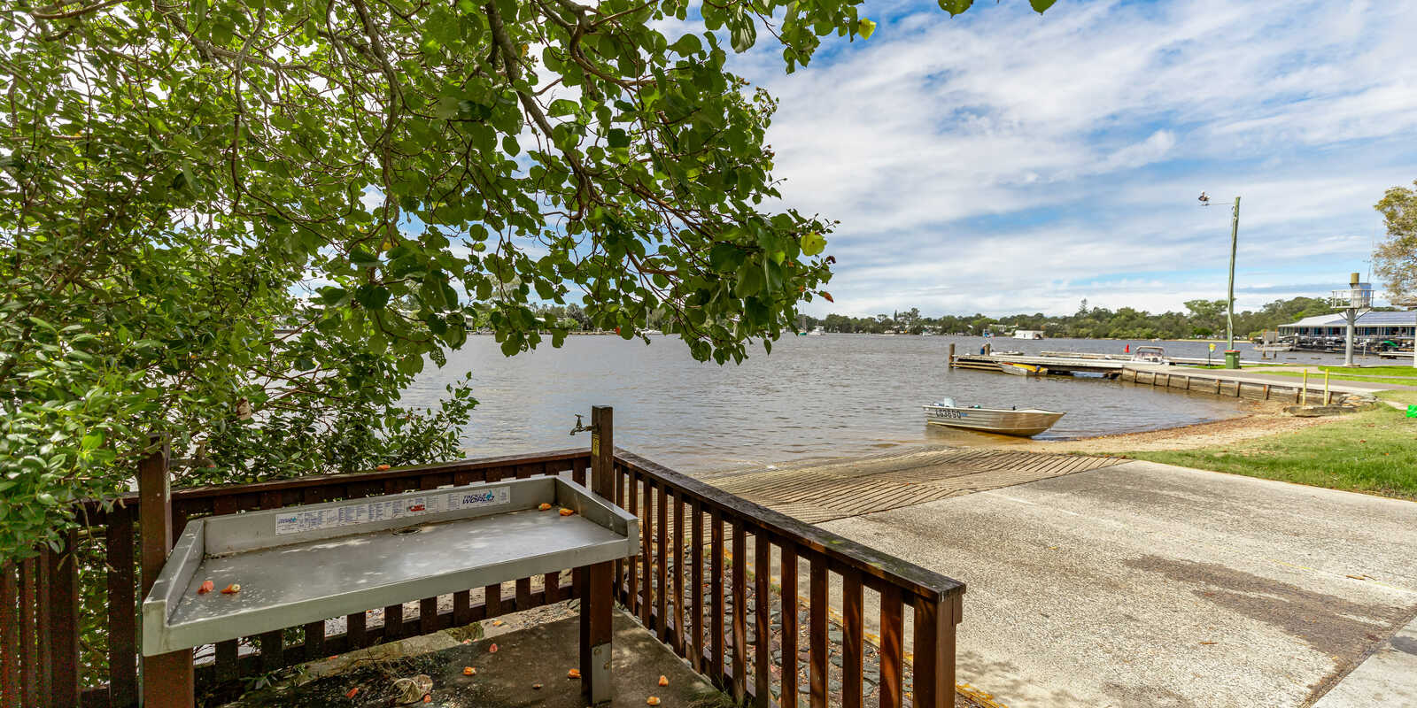 5 Lake Street Tewantin