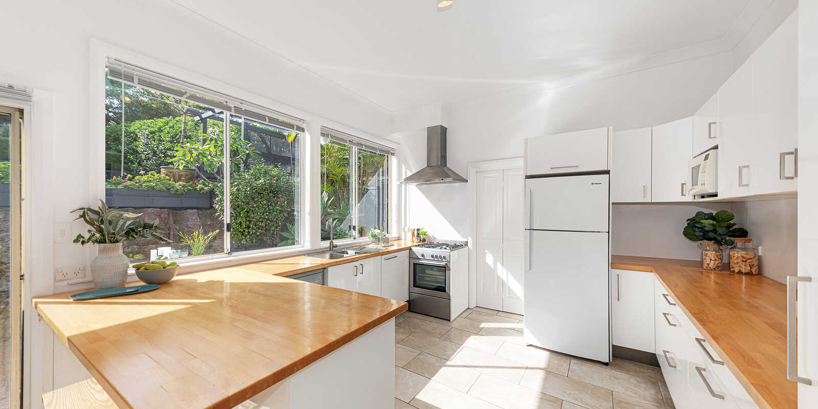 37 Strathallen Avenue Northbridge 37 Strathallen Avenue Northbridge