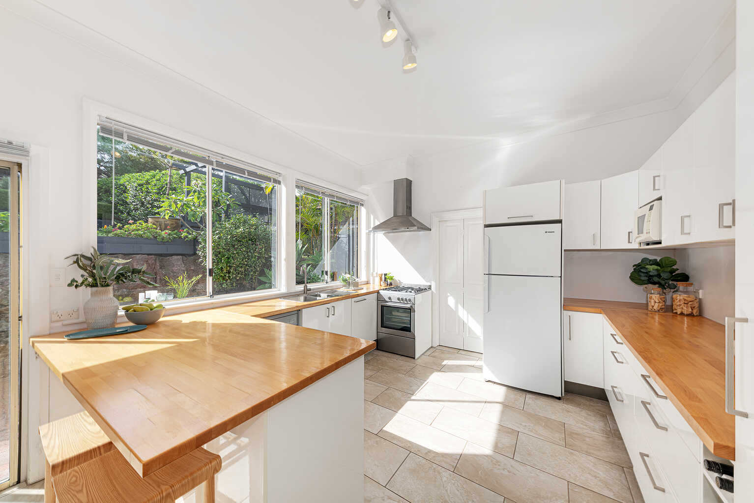 37 Strathallen Avenue Northbridge 37 Strathallen Avenue Northbridge