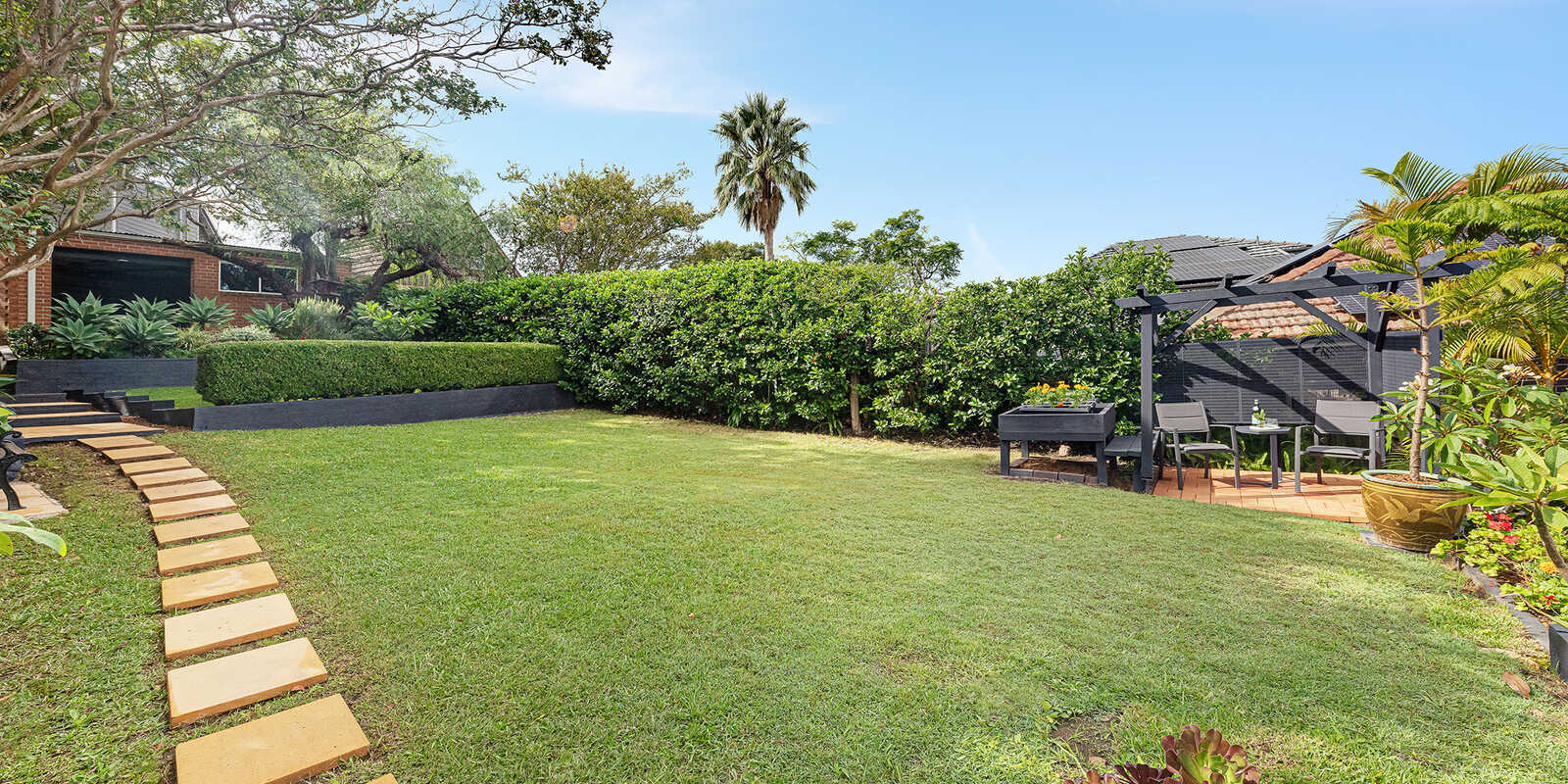37 Strathallen Avenue Northbridge 37 Strathallen Avenue Northbridge