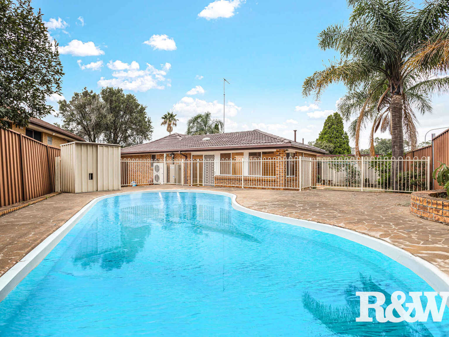 9 Pam Green Place Doonside 9 Pam Green Place Doonside