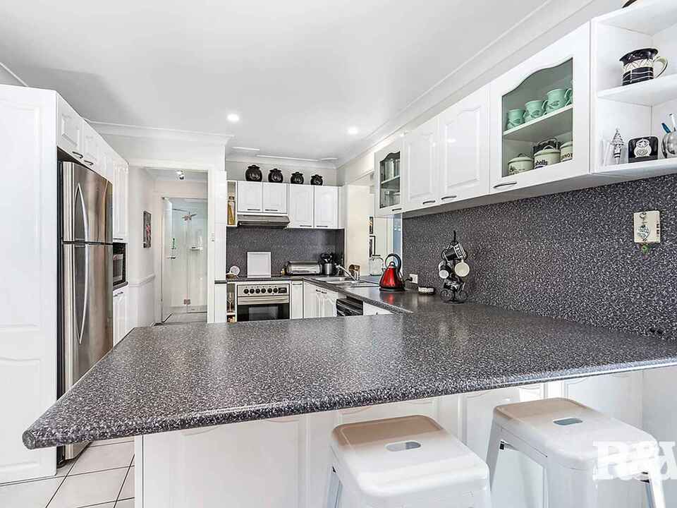 6 Olliver Crescent St Clair