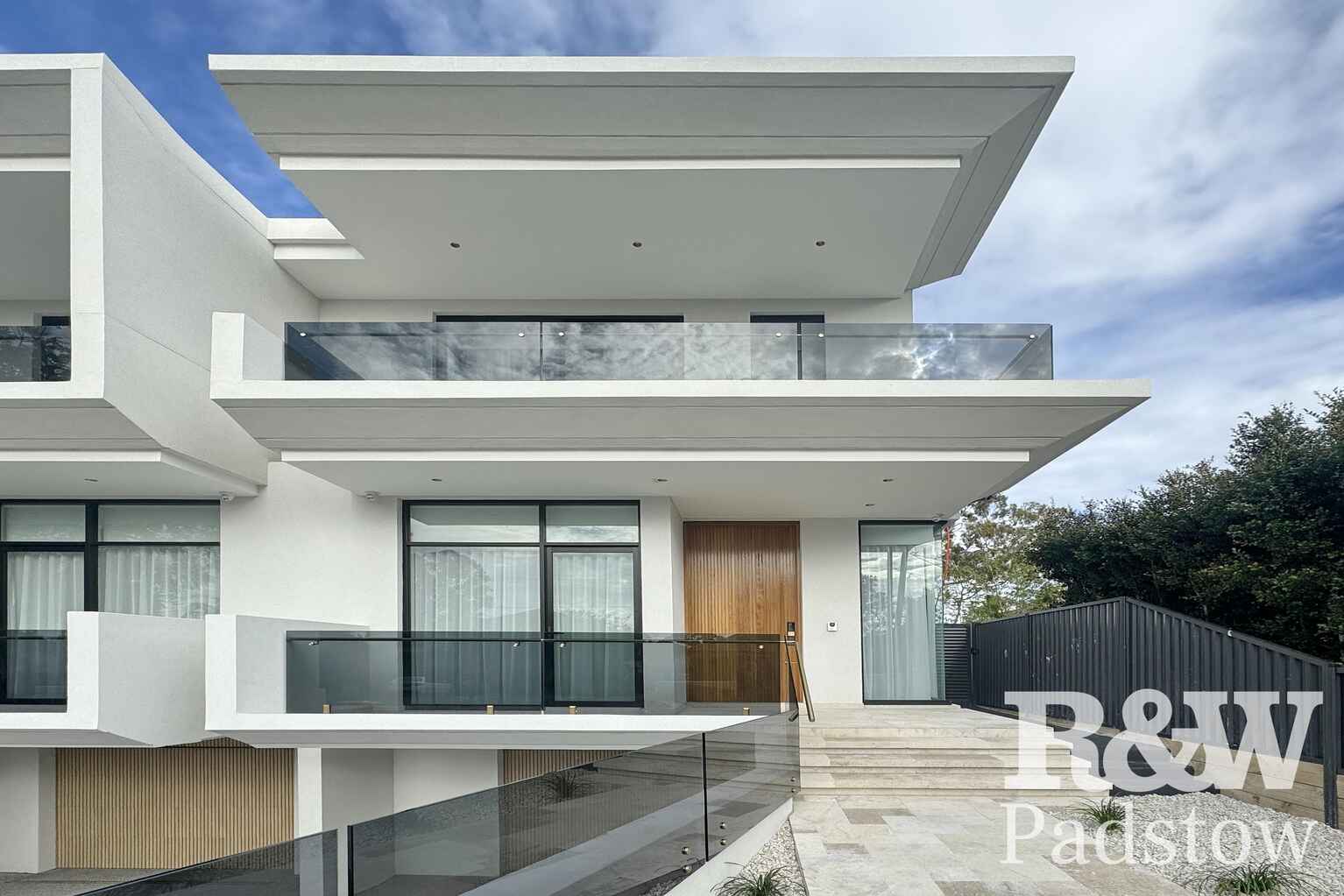 2/17 Robb Street Revesby