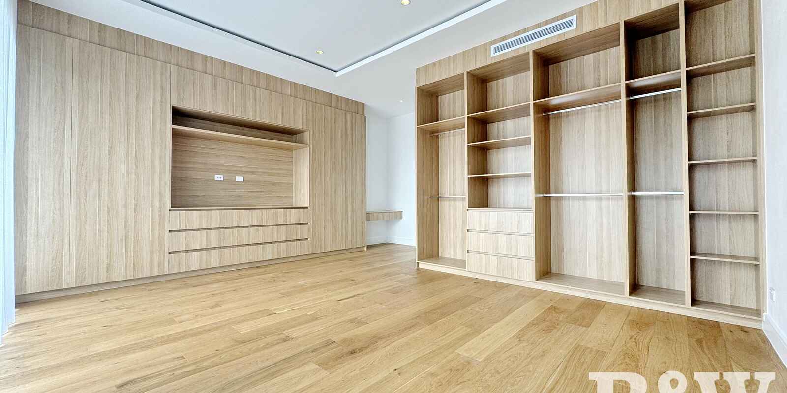 2/17 Robb Street Revesby