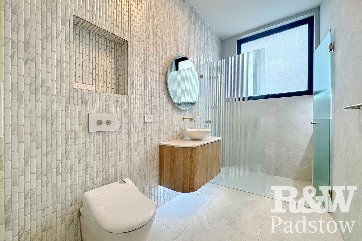 2/17 Robb Street Revesby