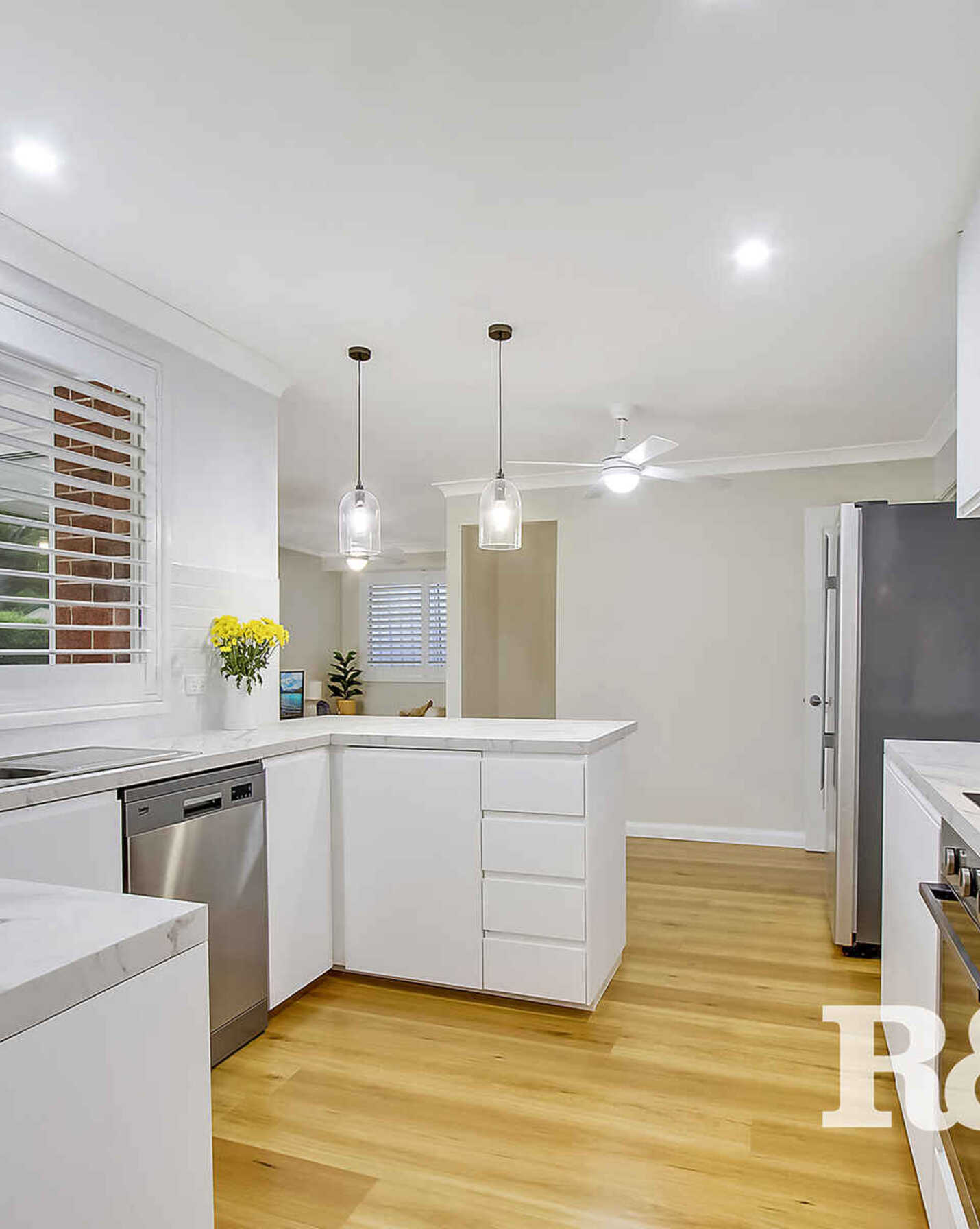 30 Coowarra Drive St Clair, Clair - Thumbnail 2