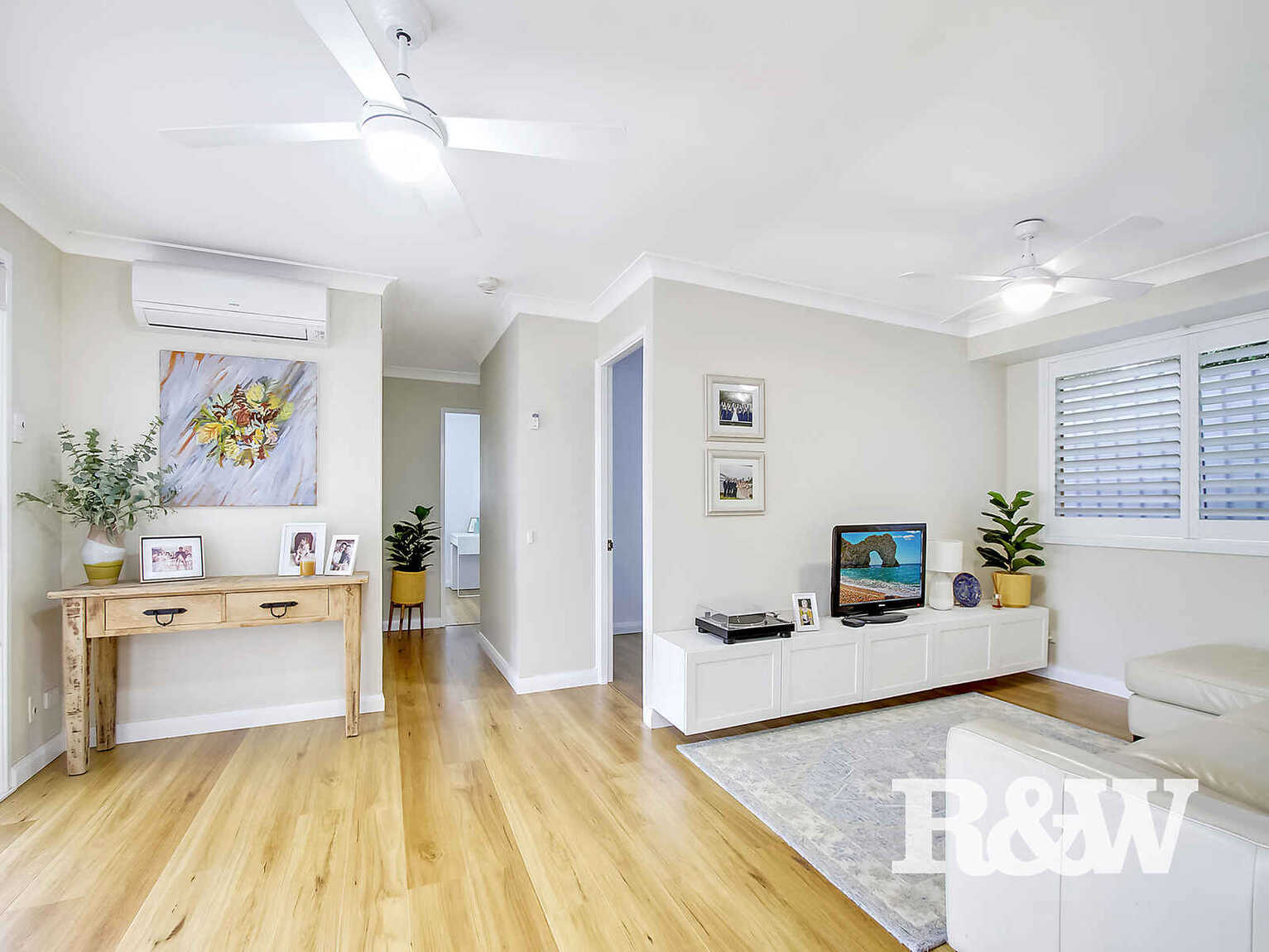 30 Coowarra Drive St Clair 30 Coowarra Drive St Clair