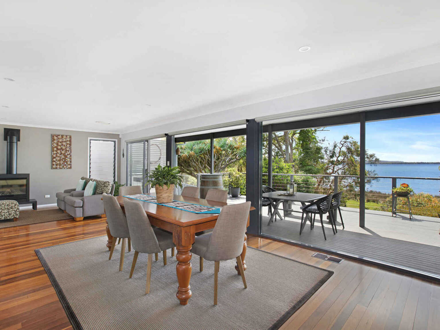 53 Sunrise Avenue Budgewoi 53 Sunrise Avenue Budgewoi