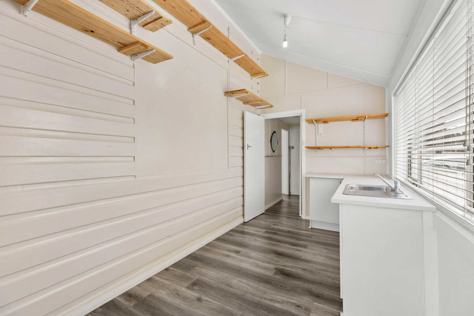 721 Pacific Highway Belmont 721 Pacific Highway Belmont