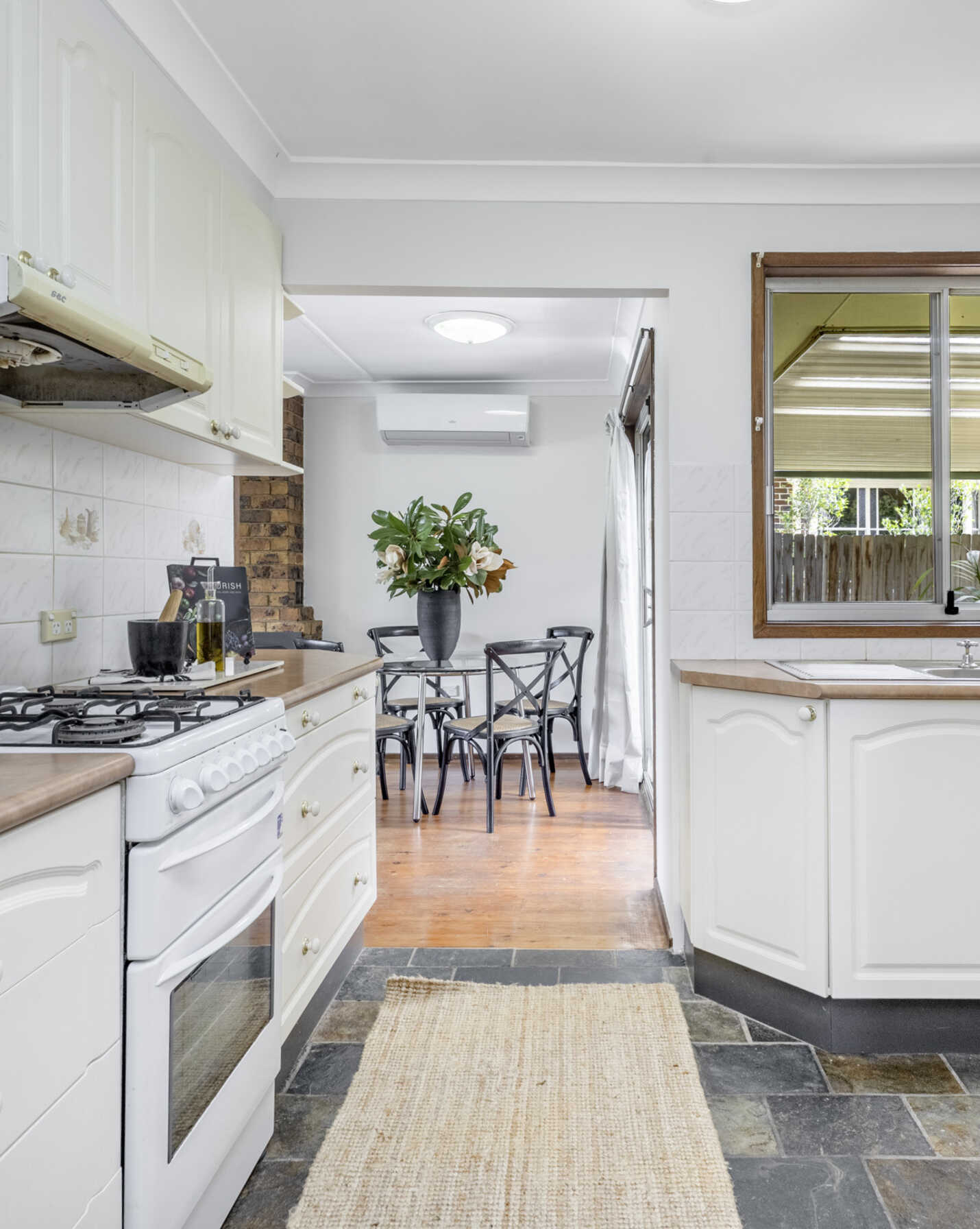 24 Shillington Street Blackheath, Blackheath - Thumbnail 7