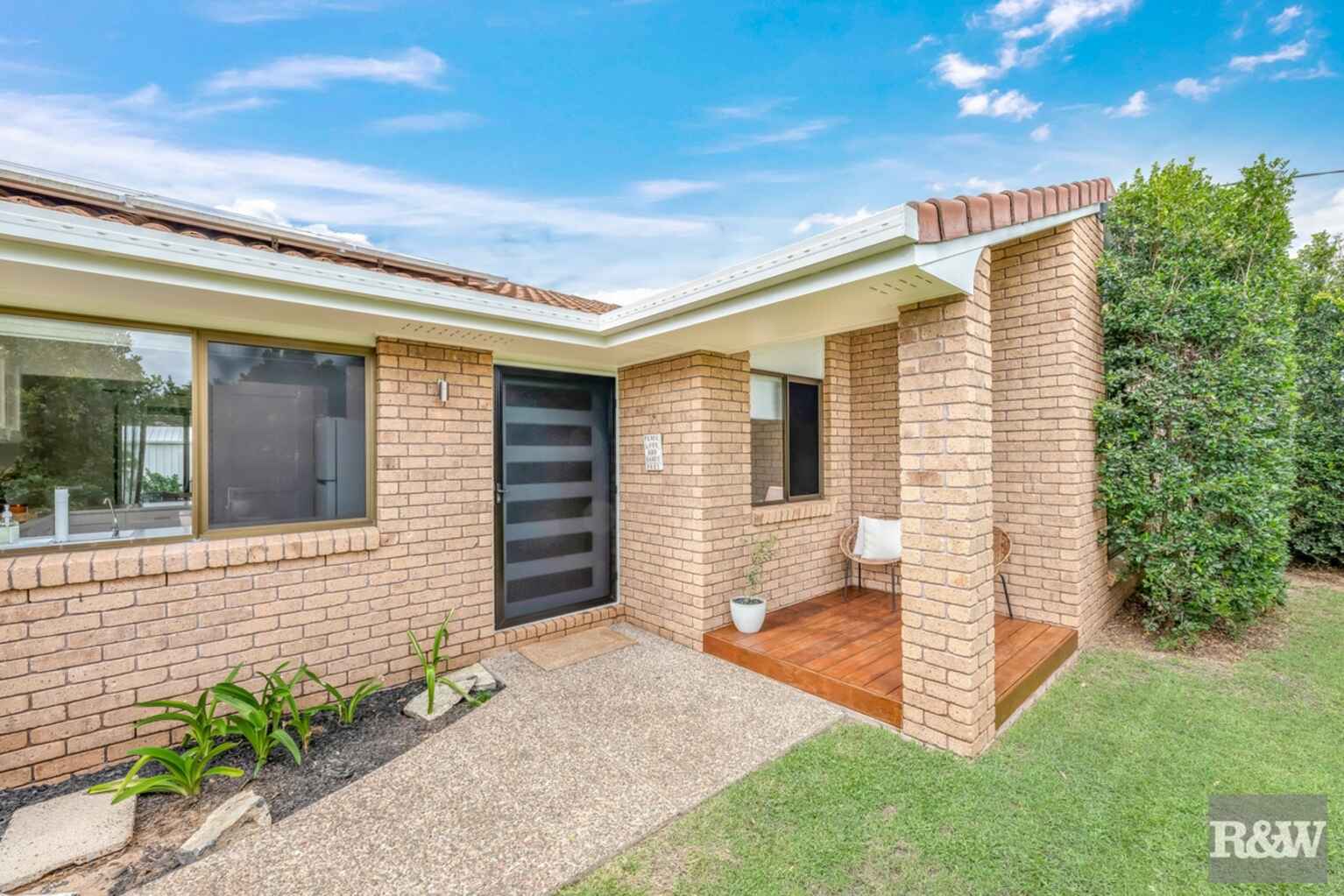 7 Badilla Street Innes Park 7 Badilla Street Innes Park