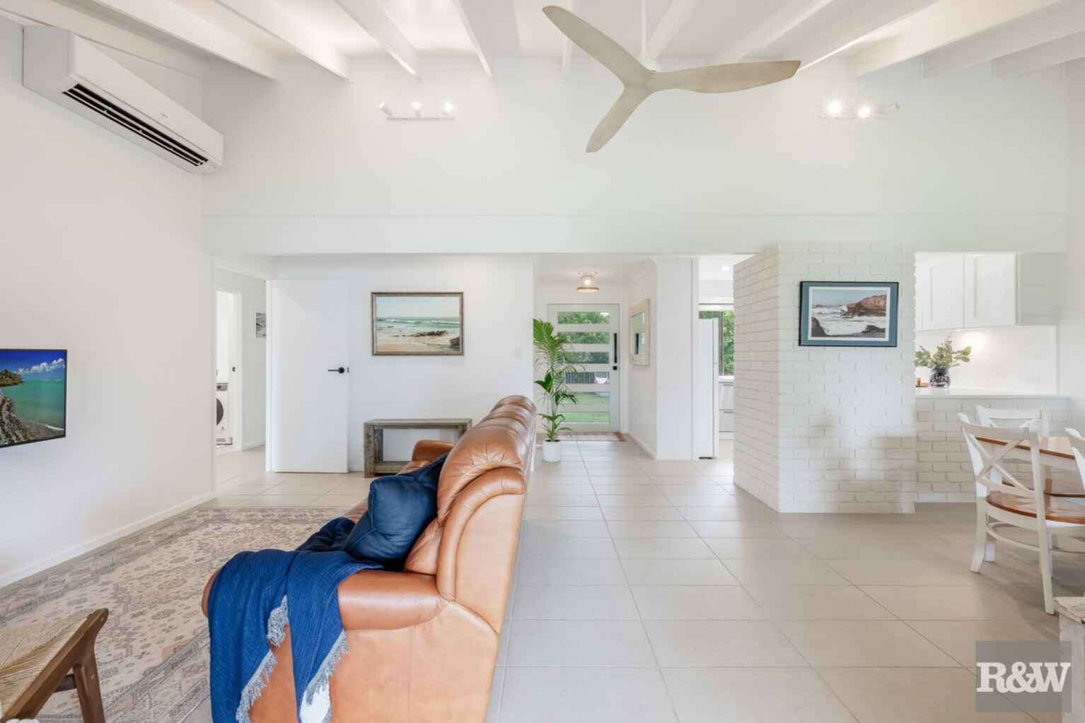 7 Badilla Street Innes Park 7 Badilla Street Innes Park