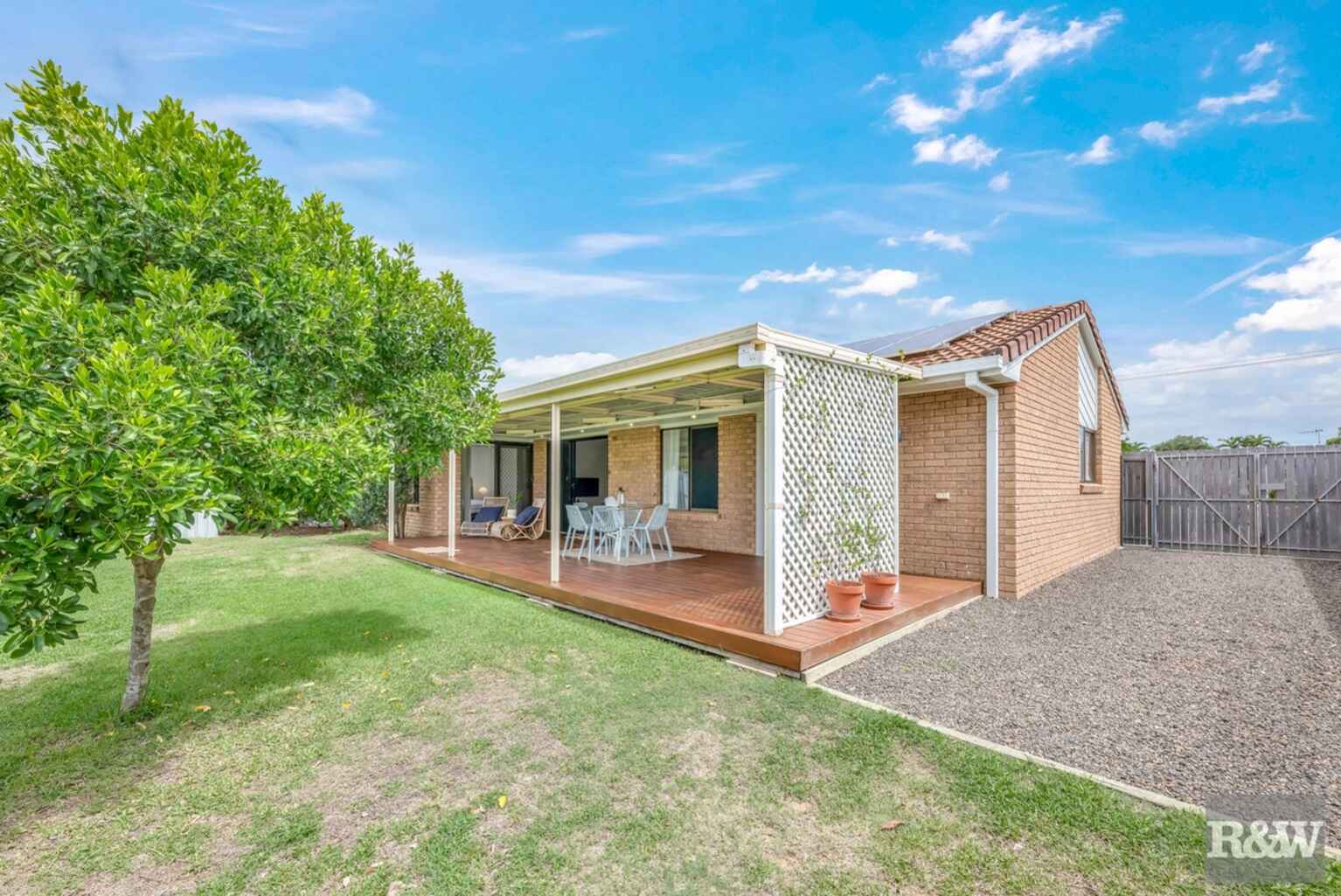 7 Badilla Street Innes Park 7 Badilla Street Innes Park
