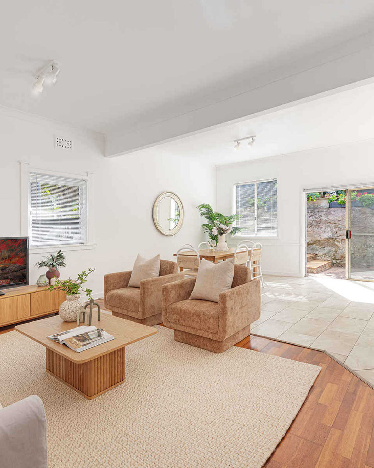 37 Strathallen Avenue Northbridge, Northbridge - Thumbnail 2