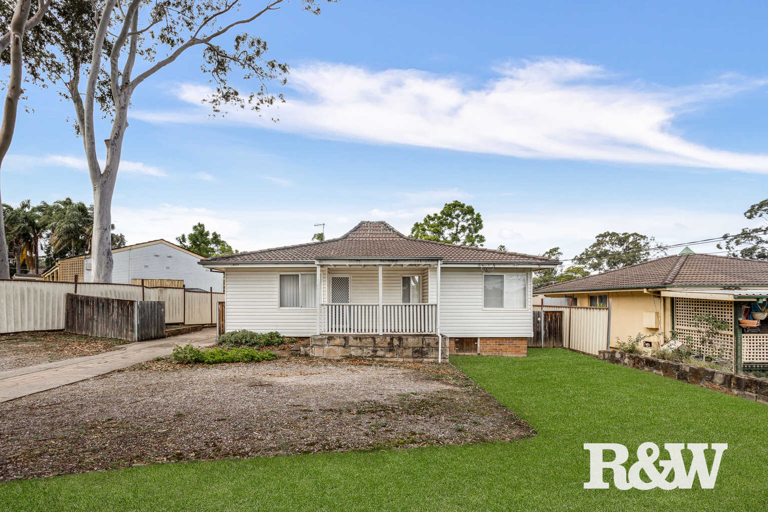 11 & 11A Freya Crescent Shalvey 11 & 11A Freya Crescent Shalvey