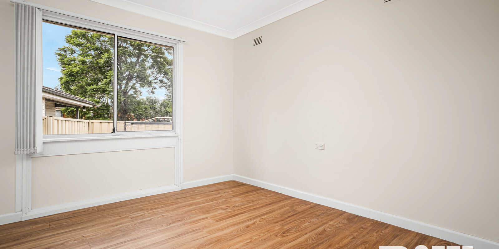11 & 11A Freya Crescent Shalvey 11 & 11A Freya Crescent Shalvey