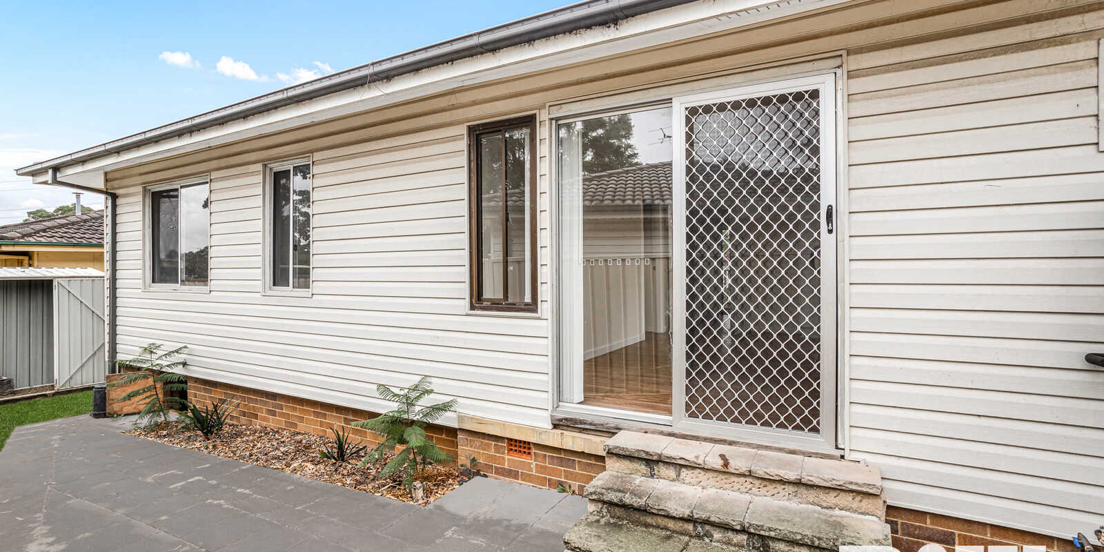 11 & 11A Freya Crescent Shalvey 11 & 11A Freya Crescent Shalvey