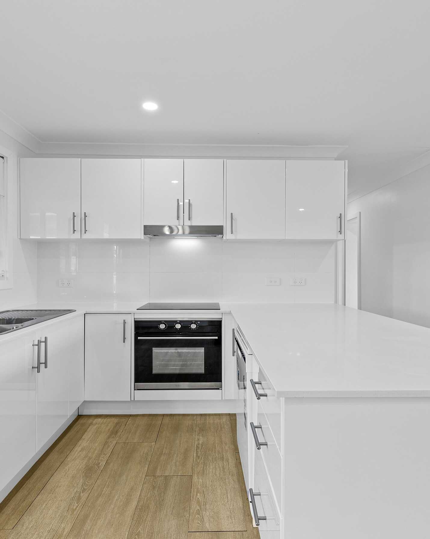 21 Semillon Crescent Eschol Park, Park - Thumbnail 3