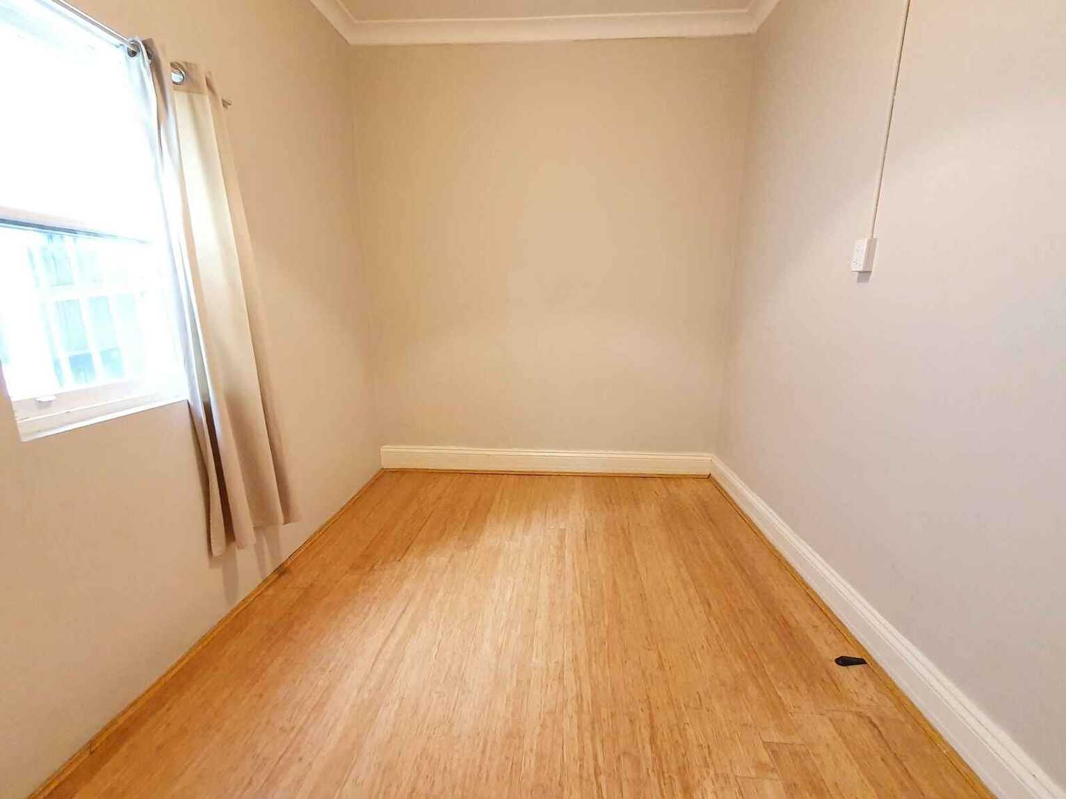 2/320 Annandale Street Annandale