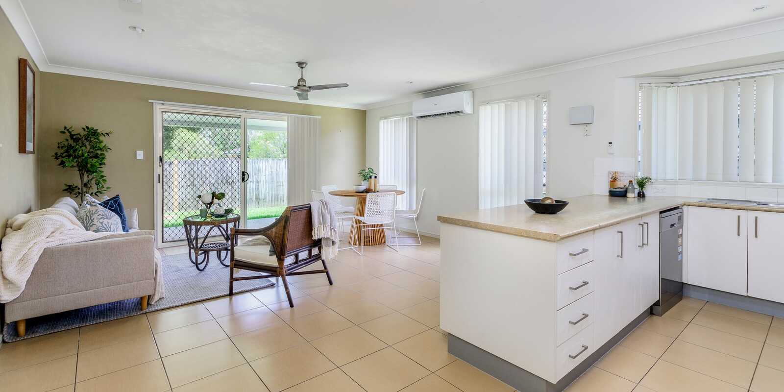 52 Almond Way Bellmere 52 Almond Way Bellmere