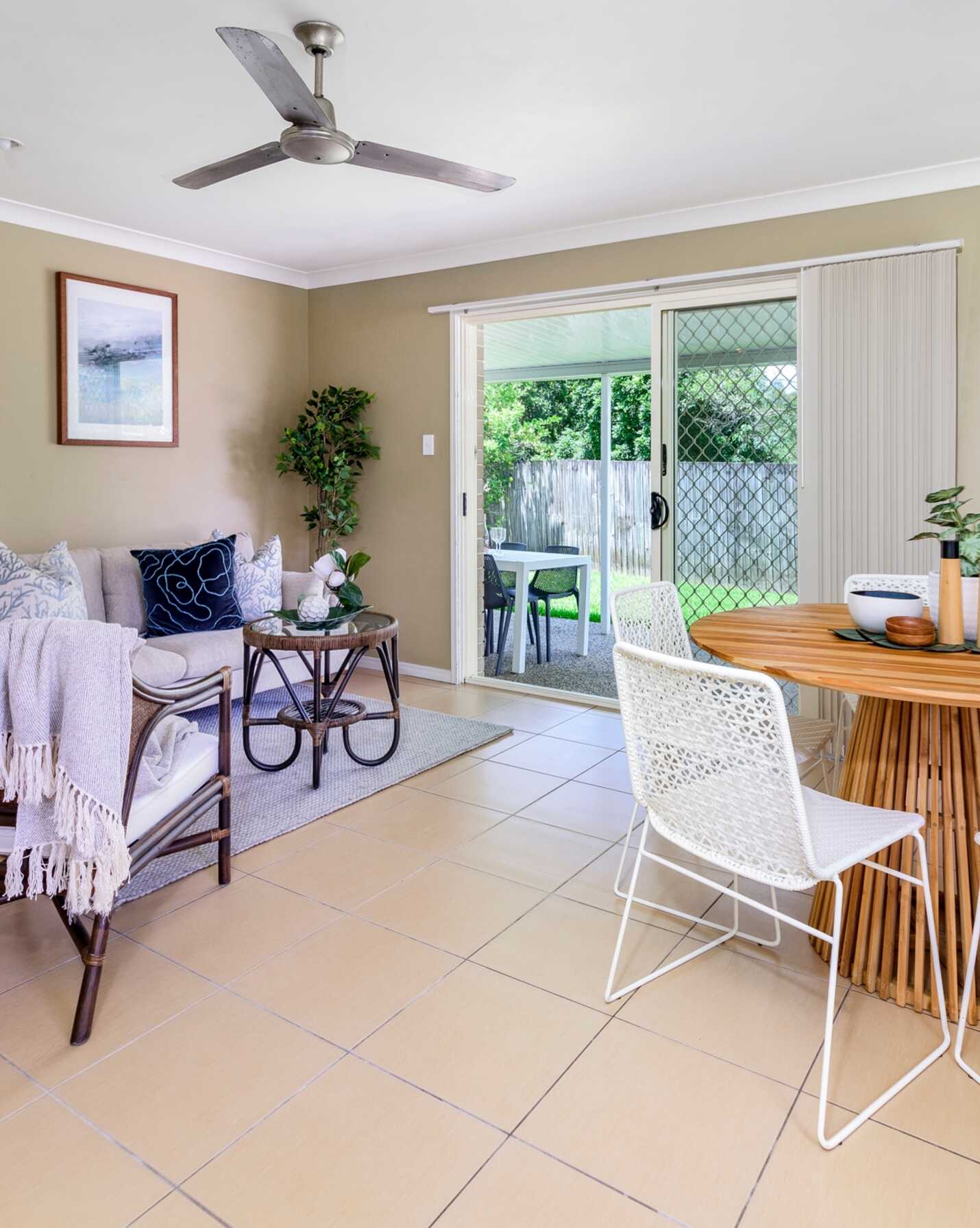 52 Almond Way Bellmere, Bellmere - Thumbnail 8