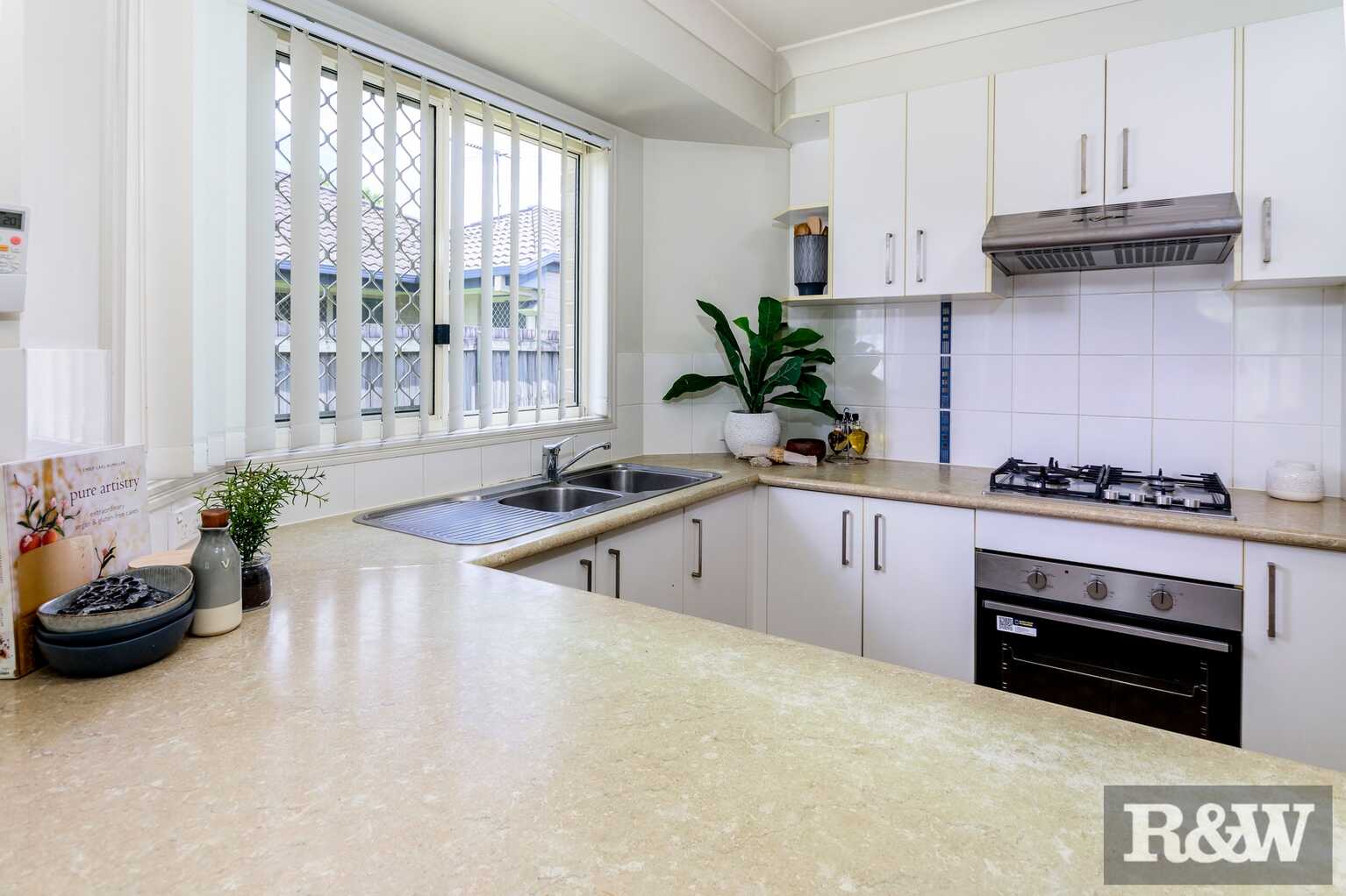 52 Almond Way Bellmere 52 Almond Way Bellmere