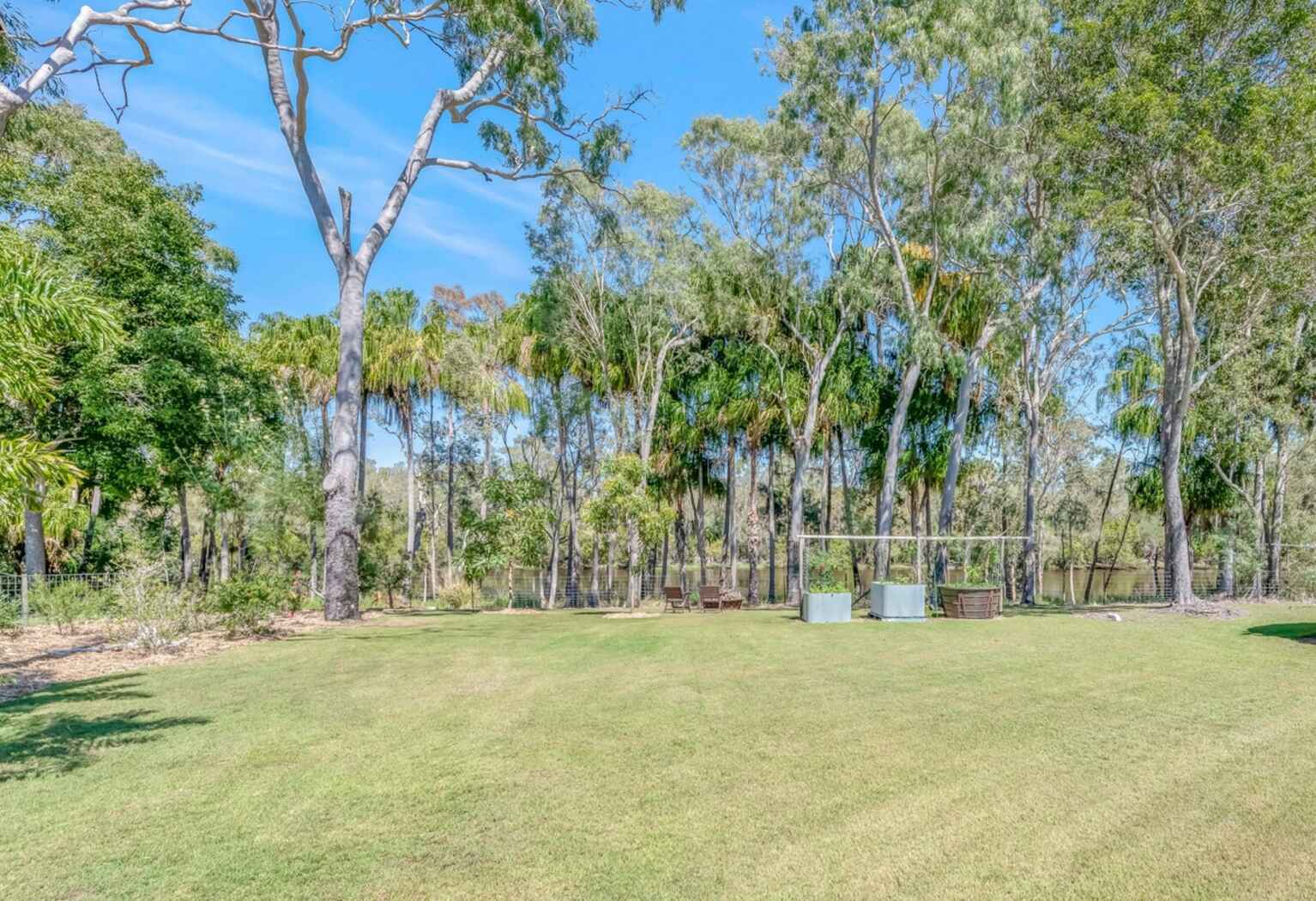 42 Kingfisher Crescent Moore Park Beach 42 Kingfisher Crescent Moore Park Beach