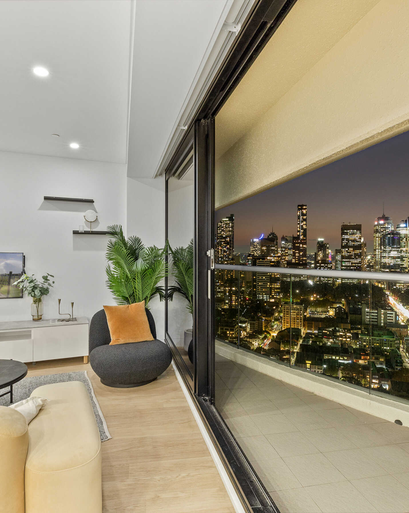 2803/184 Forbes Street Darlinghurst, Darlinghurst - Thumbnail 2