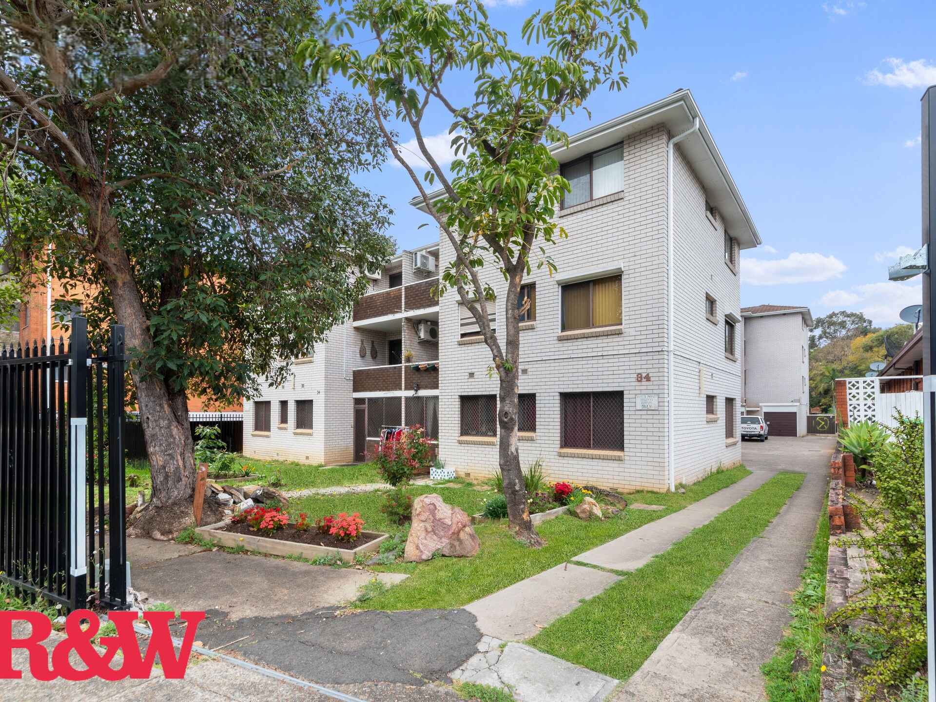 20/34 Remembrance Avenue Warwick Farm